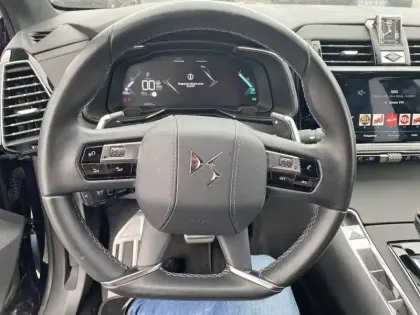 Photo 8 DS Ds 7 DS7 Crossback Hybride E-Tense 225 EAT8