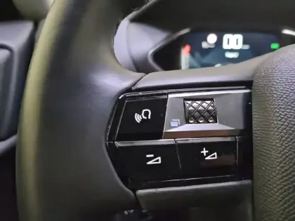 Photo 28 DS DS 3 DS3 Crossback PureTech 100 BVM6