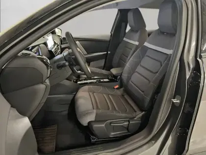 Photo 32 Citroën C4 Gén. III Ph2 PLUS 5