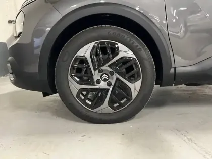 Photo 12 Citroën C4  PureTech 130 EAT8