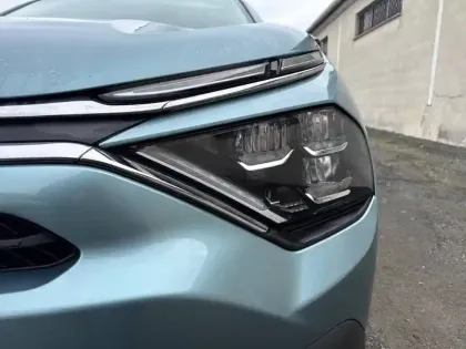 Photo 15 Citroën C4 e- 136 ch autonomie standard  Automatique