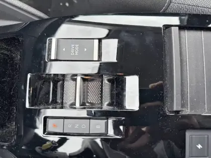 Photo 13 Citroën C4 e- 136 ch autonomie standard  Automatique