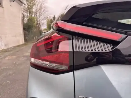 Photo 16 Citroën C4 e- 136 ch autonomie standard  Automatique