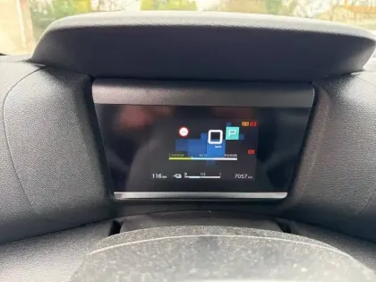 Photo 9 Citroën C4 e- 136 ch autonomie standard  Automatique