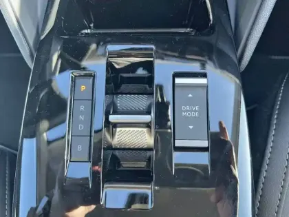 Photo 13 Citroën C4 e- 156 ch autonomie etendue  Automatique