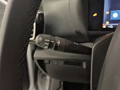 Photo 17 Citroën C4  PureTech 130 EAT8