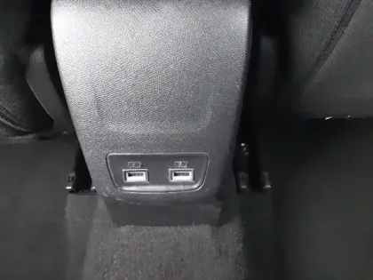 Photo 42 Peugeot 208  PureTech 100 S&S BVM6