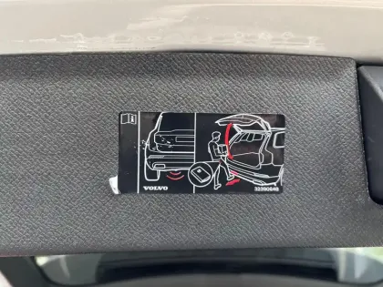 Photo 29 Volvo Xc90  T8 AWD Hybride Rechargeable 455 ch Geartronic 8 7pl