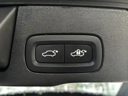 Photo 12 Volvo Xc60  T6 AWD Hybride rechargeable 253 ch+145 ch Geartronic 8