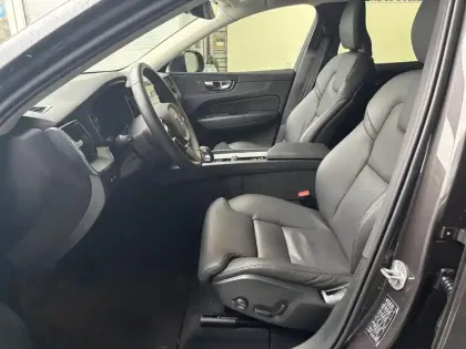 Photo 9 Volvo Xc60  T6 AWD Hybride rechargeable 253 ch+145 ch Geartronic 8