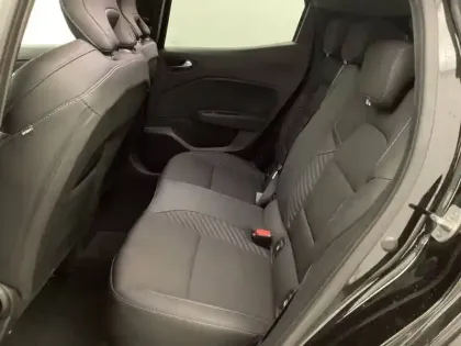 Photo 11 Renault Clio  E-Tech full hybrid 145 ch GSR2