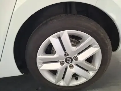 Photo 8 Renault Clio  dCi 100 GSR2