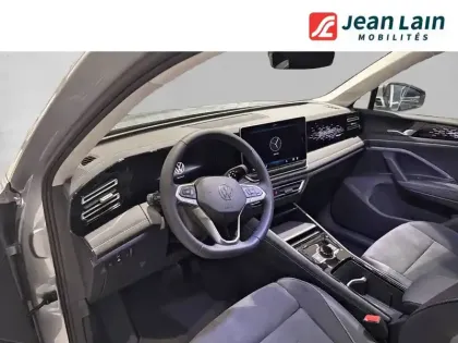 Photo 10 Volkswagen Tiguan  1.5 eTSI 150ch DSG7