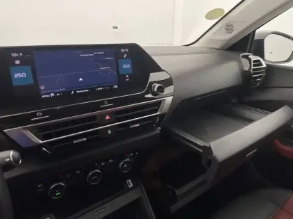 Photo 27 Citroën C4  BlueHDi 130 S&S EAT8