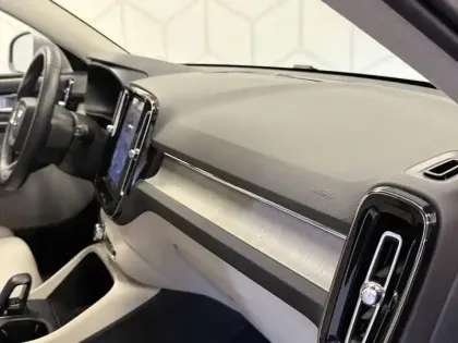 Photo 35 Volvo Xc40  B3 163 ch DCT7