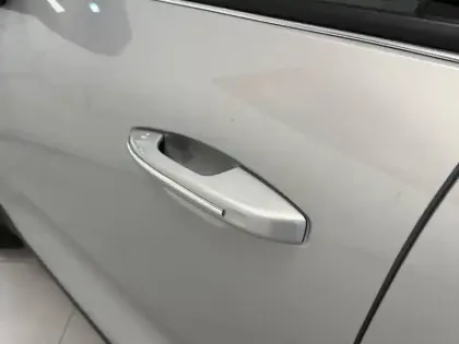 Photo 9 Volvo Xc40  B3 163 ch DCT7