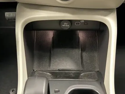 Photo 26 Volvo Xc40  B3 163 ch DCT7