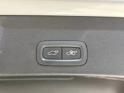 Photo 13 Volvo Xc40  B3 163 ch DCT7