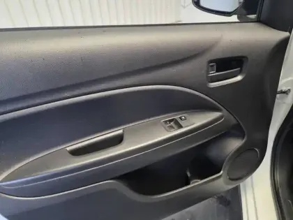 Photo 18 Mitsubishi Space star  1.0 MIVEC 71 AS&G