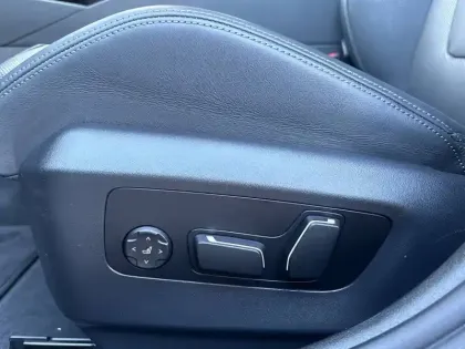 Photo 50 BMW Serie 5 M5 Touring PHEV 727 ch BVA8