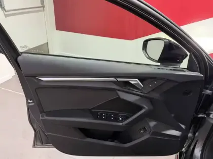 Photo 10 Audi A3  Sportback 45 TFSIe 245 S tronic 6