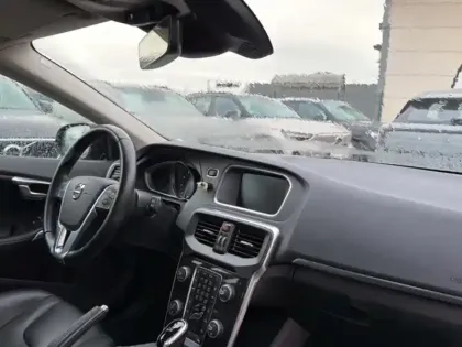 Photo 10 Volvo V40  T2 122 ch Geartronic 6