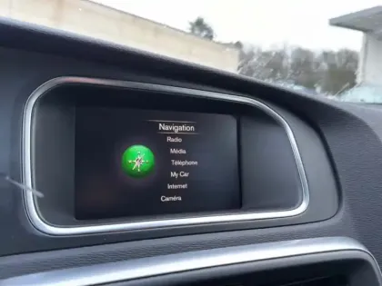 Photo 20 Volvo V40  T2 122 ch Geartronic 6