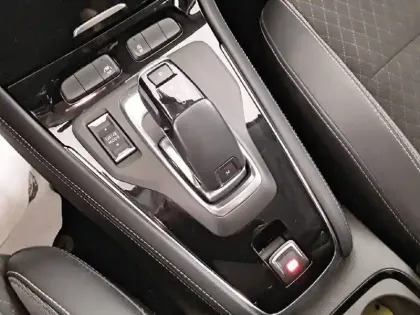 Photo 13 Opel Grandland  1.5 Diesel 130 ch BVA8