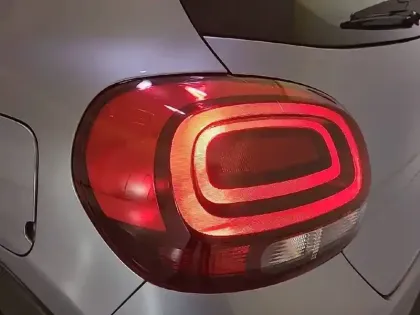 Photo 16 Citroën C3  PureTech 83 S&S BVM5