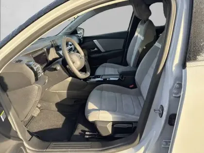 Photo 10 Citroën C4 e- 156 ch autonomie etendue  Automatique