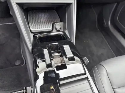 Photo 13 Citroën C4  Hybride 136 e-DCS6