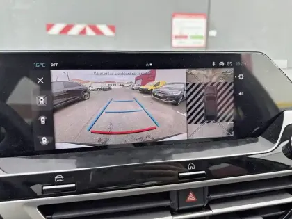 Photo 21 Citroën C4  Hybride 136 e-DCS6