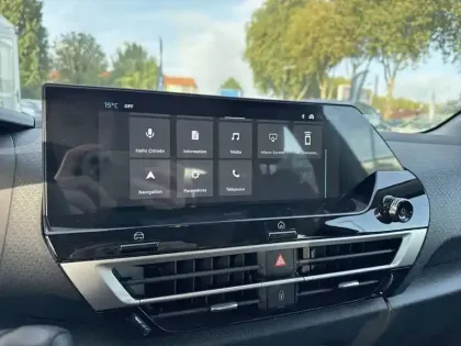 Photo 21 Citroën C4  Hybride 136 e-DCS6