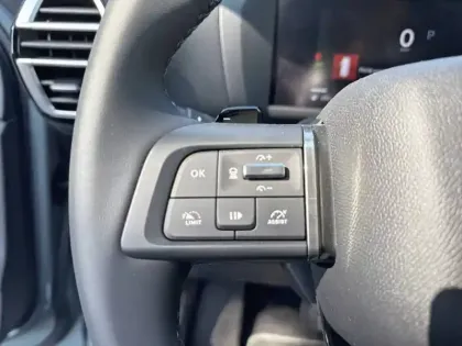 Photo 64 Citroën C4  Hybride 145 e-DCS6