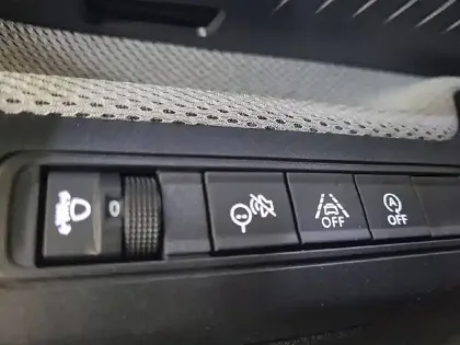 Photo 54 Citroën C3 Gén. IV Ph1 PLUS 5