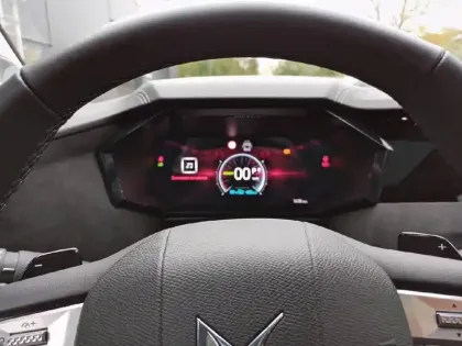 Photo 32 DS DS 4 N°4 E-Tense