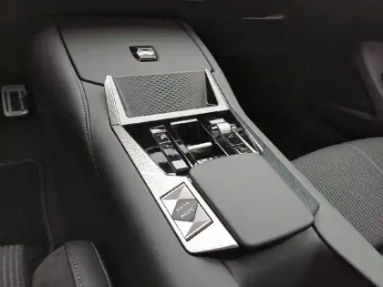 Photo 59 DS DS 4 N°4 E-Tense