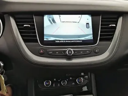 Photo 95 Opel Grandland X  Business 1.2 Turbo 130 ch BVA8