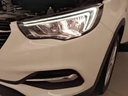 Photo 69 Opel Grandland X  Business 1.2 Turbo 130 ch BVA8