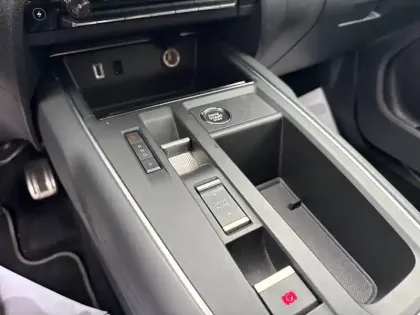 Photo 13 Citroën C5 aircross  Hybride Rechargeable 225 e-EAT8