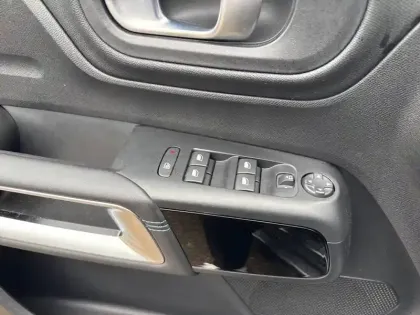 Photo 19 Citroën C5 aircross  Hybride Rechargeable 225 e-EAT8