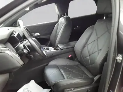 Photo 76 DS DS 7  Hybride Rechargeable E-Tense 300 EAT8 4x4