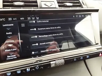 Photo 56 DS DS 7  Hybride Rechargeable E-Tense 300 EAT8 4x4