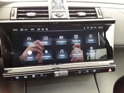 Photo 86 DS DS 7  Hybride Rechargeable E-Tense 300 EAT8 4x4