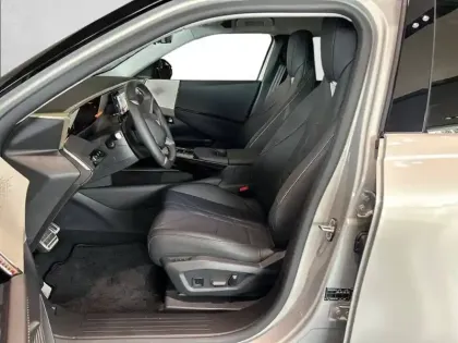 Photo 10 DS DS 8 DS N°8 230 ch FWD Standard Range