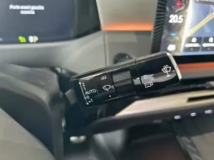 Photo 34 DS DS 8 DS N°8 230 ch FWD Standard Range