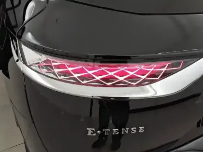 Photo 16 DS Ds 7 DS7 Crossback Hybride E-Tense 225 EAT8