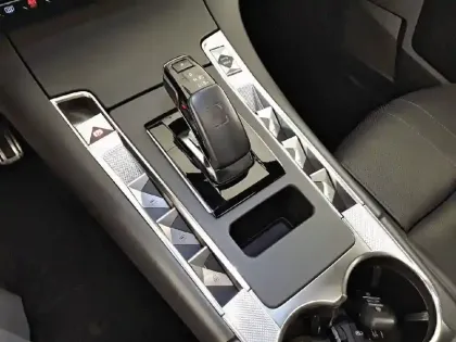 Photo 13 DS Ds 7 DS7 Crossback Hybride E-Tense 225 EAT8