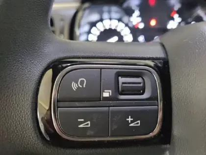 Photo 86 Citroën C3  BlueHDi 100 BVM6