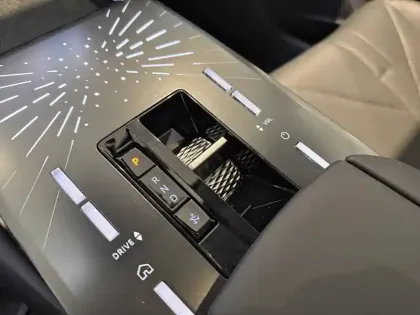 Photo 13 DS DS 8 N°8 230 ch FWD Standard Range